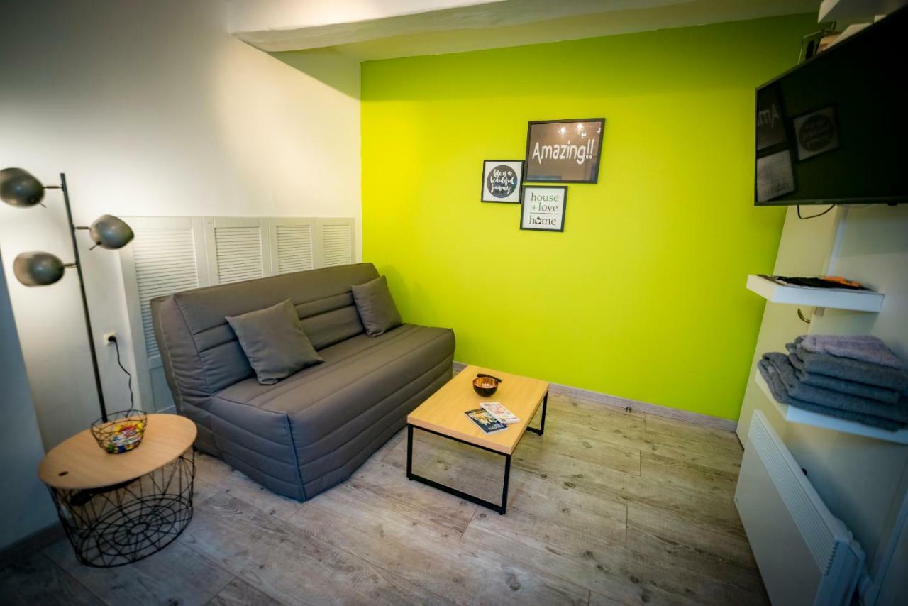 Appartement CHEVAL DE TROYES - Ecrin de calme - HYPER CENTRE Extérieur photo
