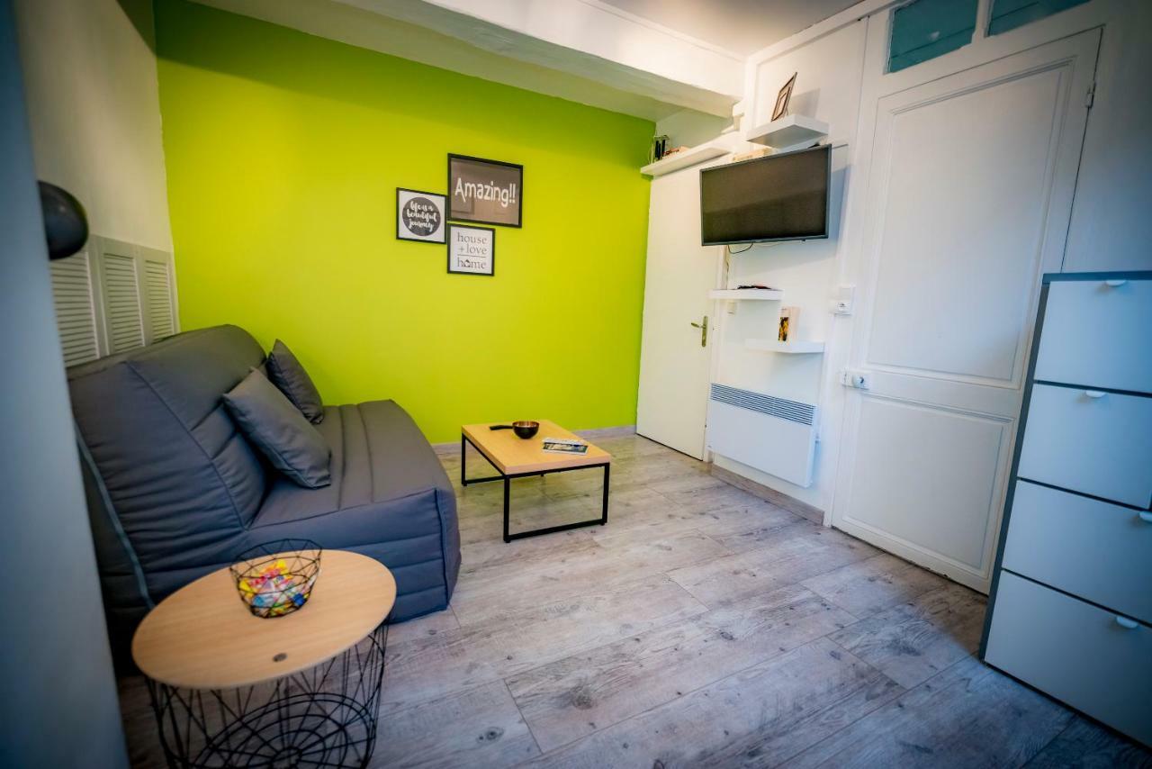 Appartement CHEVAL DE TROYES - Ecrin de calme - HYPER CENTRE Extérieur photo